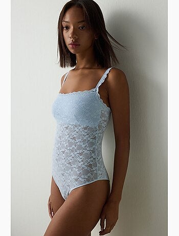 Bodysuit de escote cuadrado, sin aros, con copas extraíbles penti