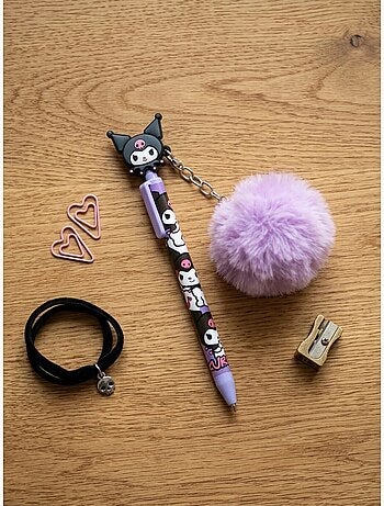 Bolígrafo con pompón y figurita kuromi sanrio