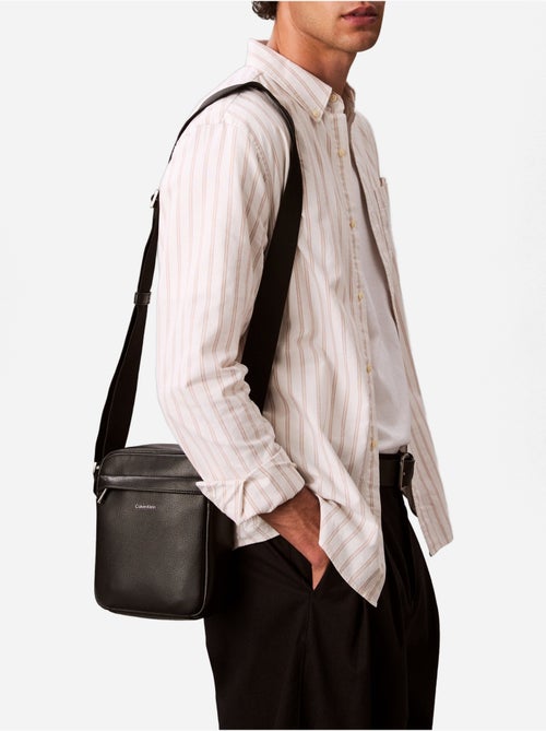 Bolso bandolera - calvin klein - Kiabi Bolso bandolera - calvin klein - Kiabi