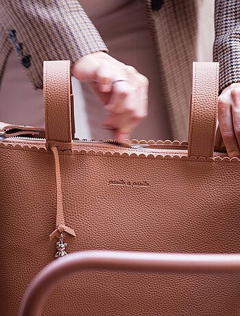 Bolso cambiador organizador para cochecito crossbody icon | Pasito a pasito