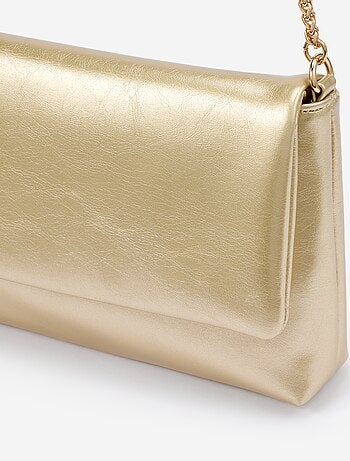 Bolso de mano con bandolera dorada