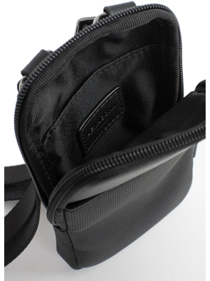 Bolso de mano travel light hexagona Negro - Kiabi