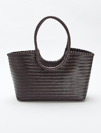 Bolso grande trenzado de forma rectangular