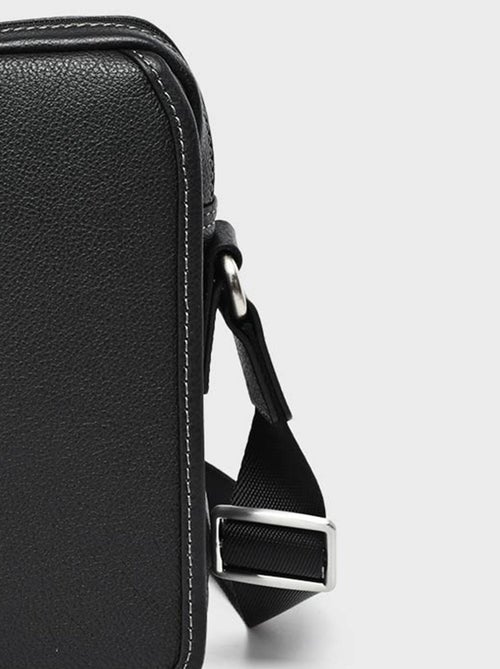 Bolso masculino de piel con solapa - AFIBEL - Kiabi