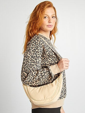 Bolso semicircular de nailon