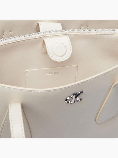 Bolso shopper calvin klein jeans mediano para mujer - Kiabi Bolso shopper calvin klein jeans mediano para mujer - Kiabi