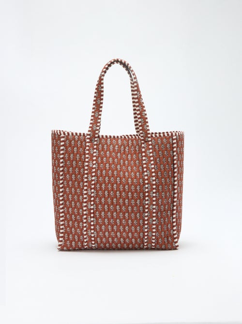 Bolso tote acolchado con estampado hindú - Kiabi Bolso tote acolchado con estampado hindú - Kiabi