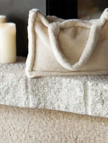 Bolso y Plaid de Piel Sintética