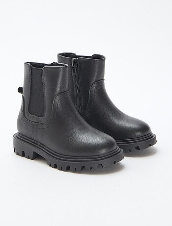 Botas ajustadas de polipiel