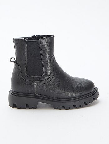 Botas ajustadas de polipiel