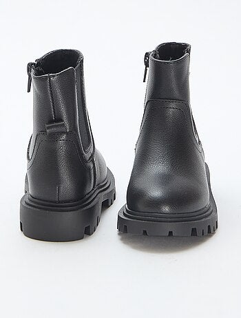 Botas ajustadas de polipiel