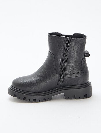 Botas ajustadas de polipiel