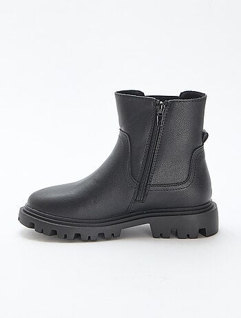 Botas altas ajustadas