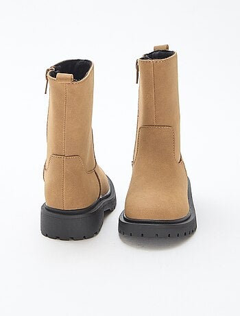Botas altas con cremallera