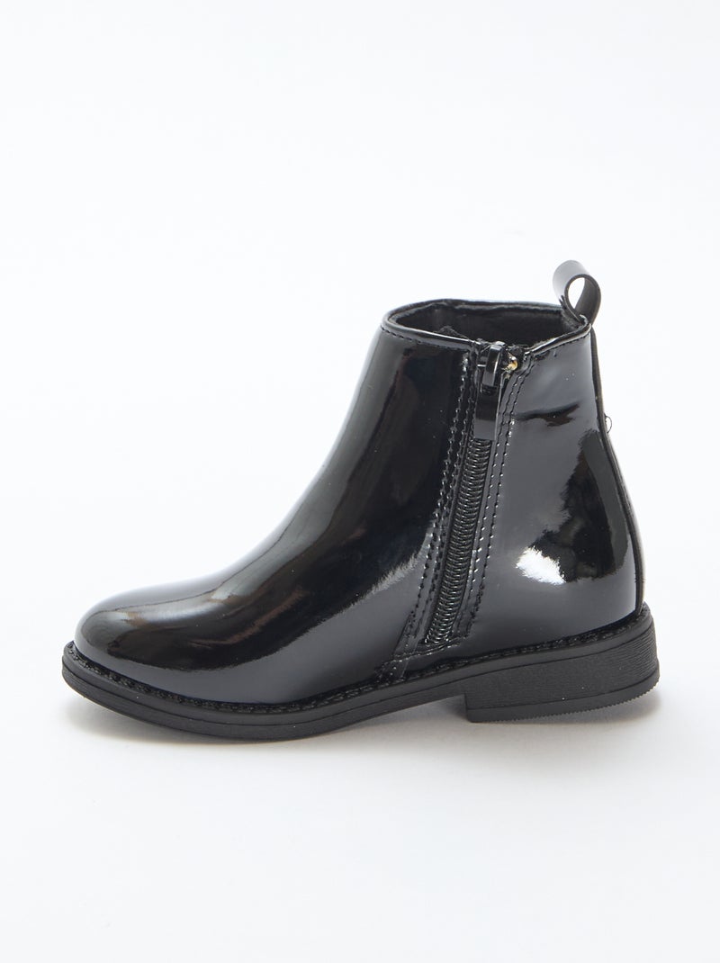 Botas charol con detalle de volante liso Negro - Kiabi