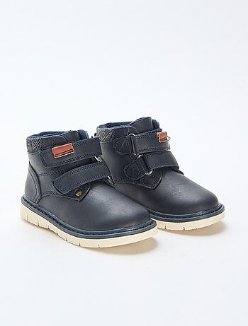 Botas con velcro y interior cálido