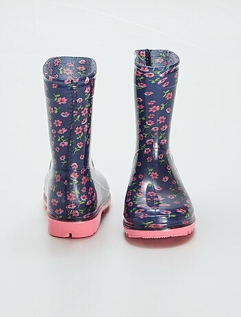 Botas de agua de flores