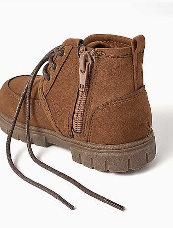 Botas de antelina con cordones