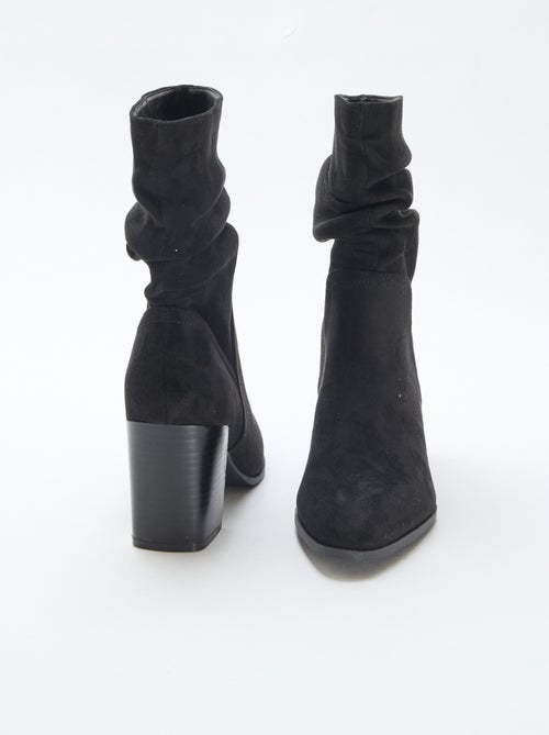 Botas de antelina con efecto plisado - Kiabi