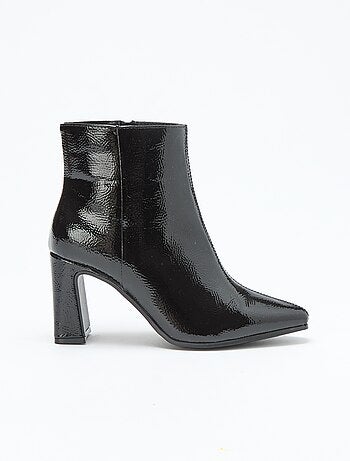 Botas de charol lisas