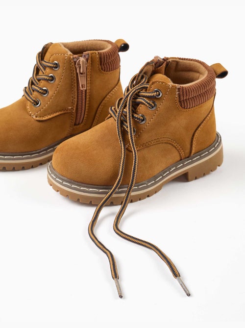 Botas de montaña de antelina con cordones - Kiabi Botas de montaña de antelina con cordones - Kiabi