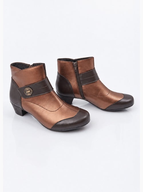 Botas de piel con cremallera y tacón bajo - afibel - Kiabi Botas de piel con cremallera y tacón bajo - afibel - Kiabi