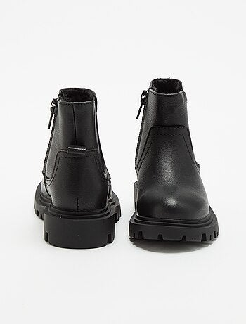 Botas de símil