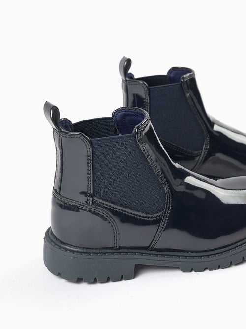 Botines chelsea de charol con suela antideslizante - Kiabi Botines chelsea de charol con suela antideslizante - Kiabi