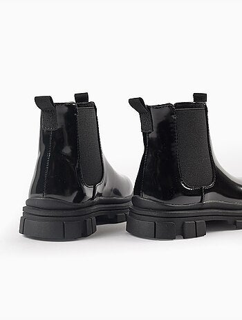 Botines chelsea de charol con suela antideslizante