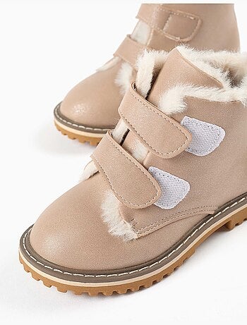 Botines con acabado de purpurina y peluche