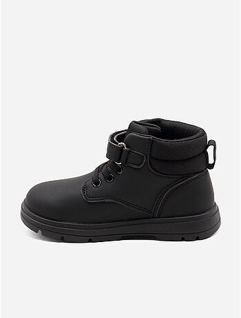 Botines con cierre de velcro