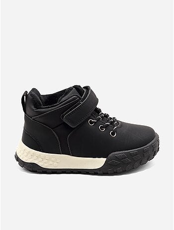 Botines con cierre de velcro