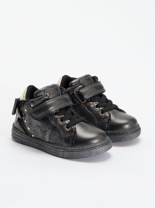 Botines con cierres de velcro y cordones - Kiabi Botines con cierres de velcro y cordones - Kiabi