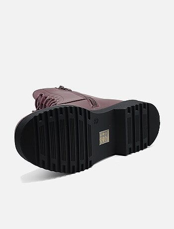 Botines con cordones