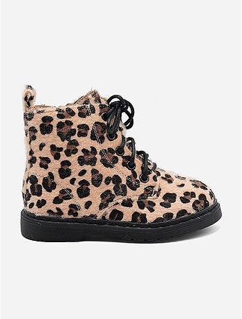 Botines con cordones