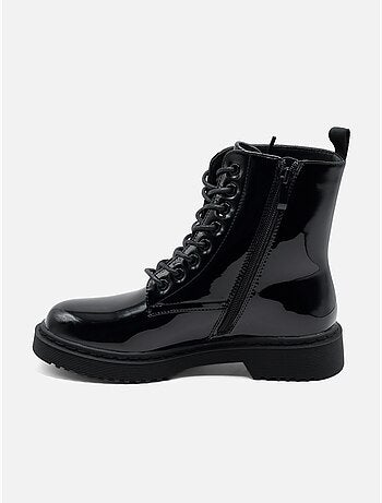 Botines con cordones