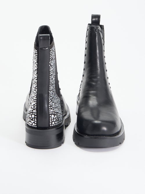 Botines con detalle de tachuelas y pedrería - Kiabi