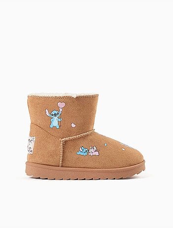 Botines con forro de pelo y estampados de stitch