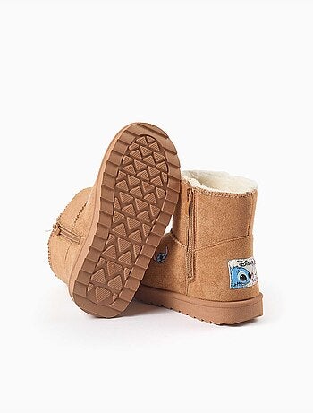 Botines con forro de pelo y estampados de stitch
