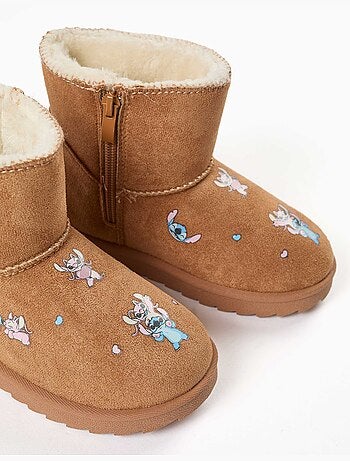 Botines con forro de pelo y estampados de stitch