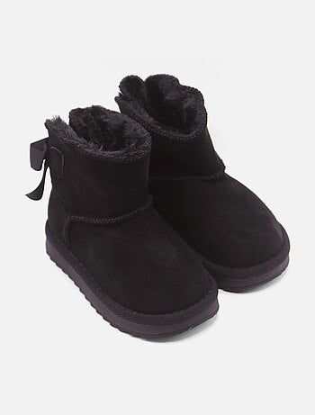 Botines con lazos