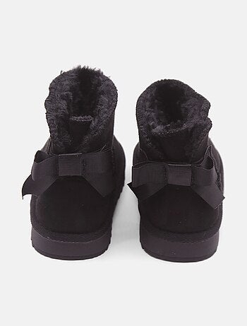 Botines con lazos