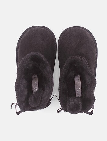 Botines con lazos