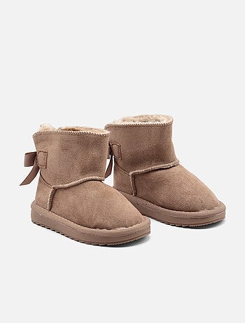 Botines con lazos