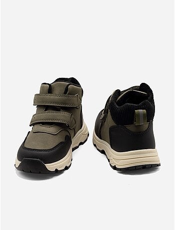 Botines con velcro