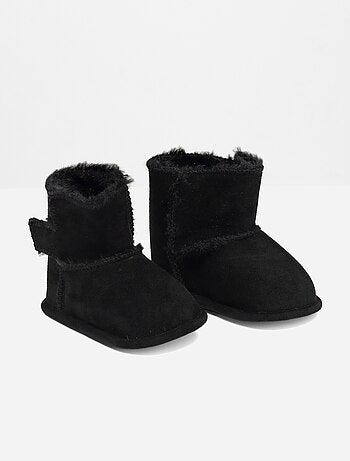 Botines con velcro