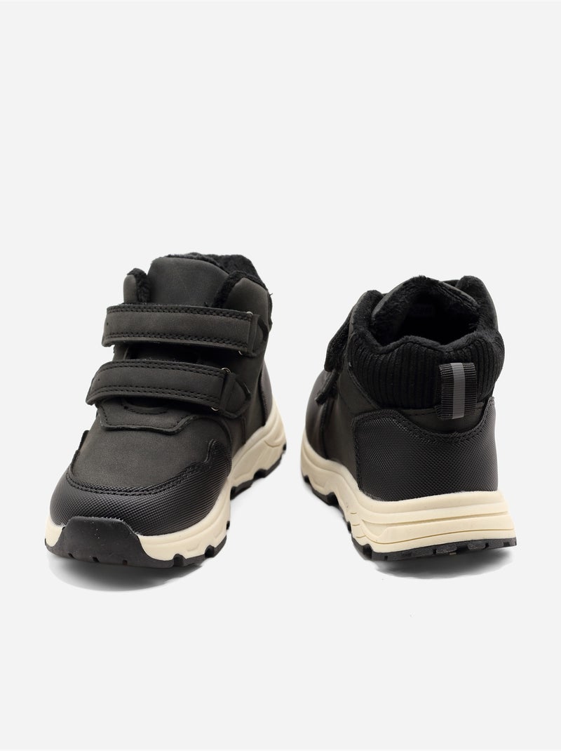 Botines con velcro Negro - Kiabi