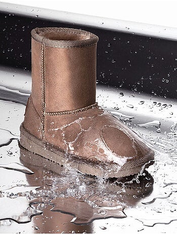 Botines conguitos logo repelente al agua