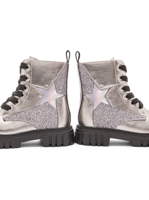 Botines conguitos militar - Kiabi Botines conguitos militar - Kiabi