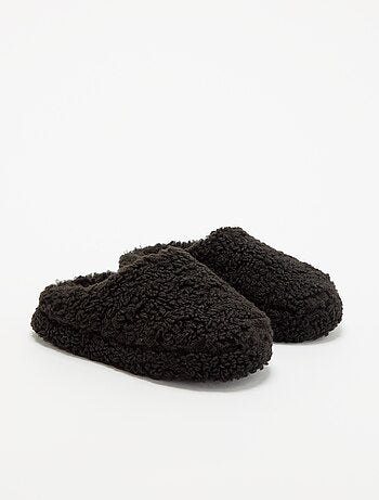 Botines de casa efecto borreguito